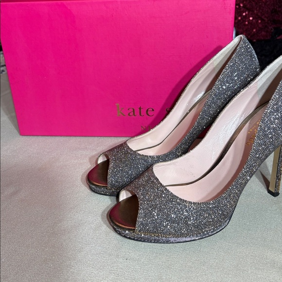 Kate Spade New York Glitter Pumps Women's Size: 6.5 - Picture 6 of 6